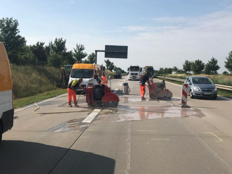 Fugenschneidearbeiten